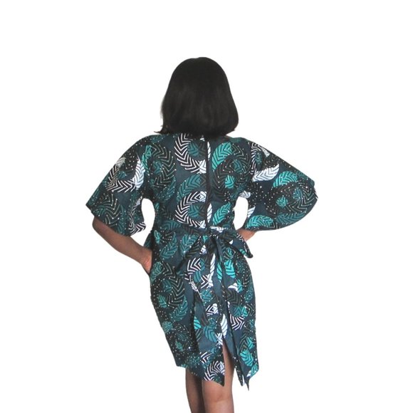 Green knee length stoned dress - Picture 3 of 3